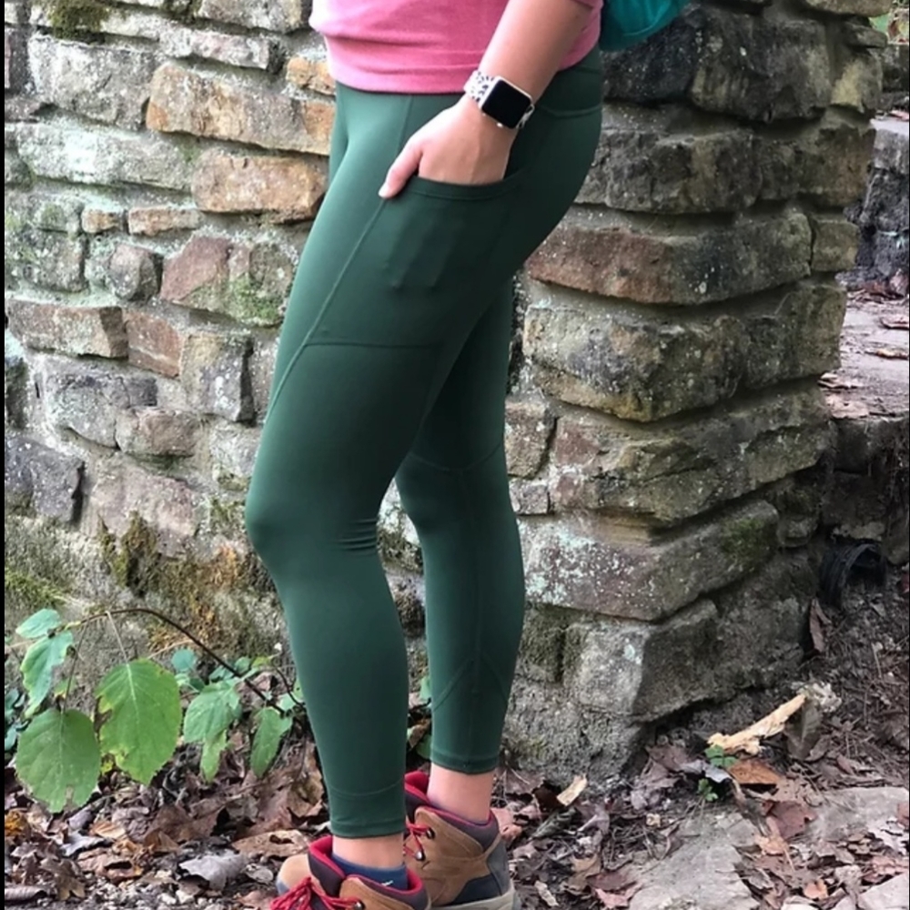 Zyia pocket light n tight hibrise 7/8 24" inseam size 6-8